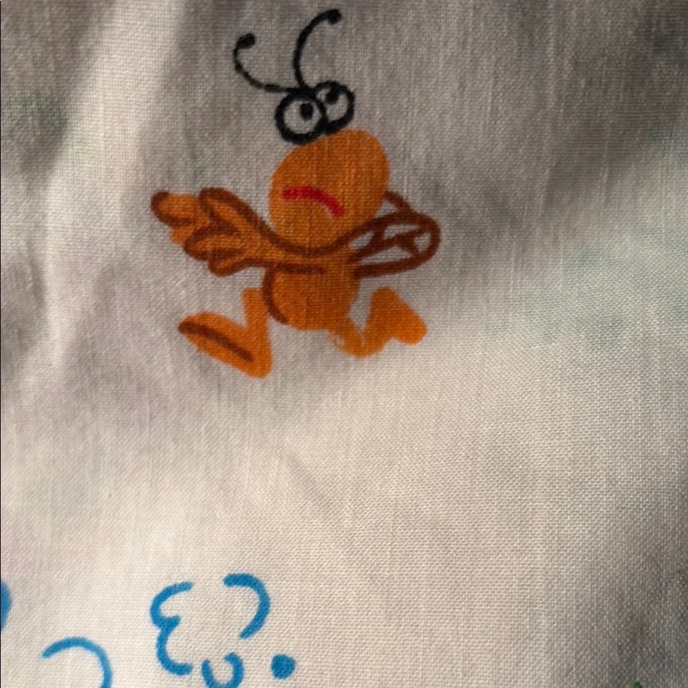 Vintage Sesame Street bottom sheet. Bad elastic. Great quilt‎ fabric 40 x 86 100